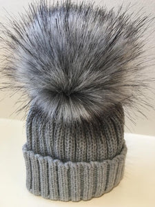 Single Pom Hat - Grey