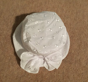 Girls Broderie Anglaise Sun Hat with Large Fabric Butterfly in Matching Fabric